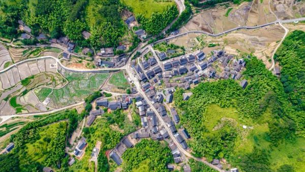 绿色循环公益新模式：国网浙江首座公益光伏电站投运